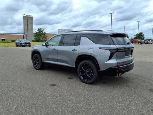2025 Chevrolet Traverse RS