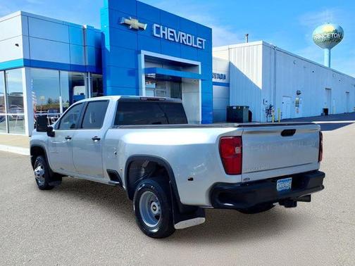 Silver Ice Metallic 2021 Chevrolet Silverado 3500 WT