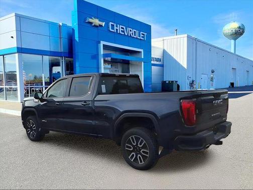 2022 GMC Sierra 1500 AT4