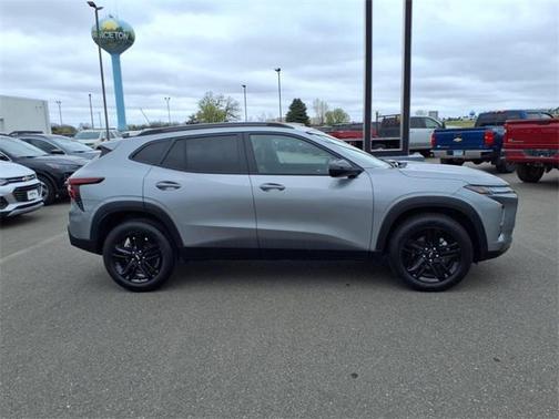 2025 Chevrolet Trax FWD ACTIV