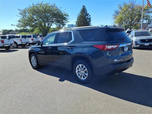 2020 Chevrolet Traverse LT Cloth