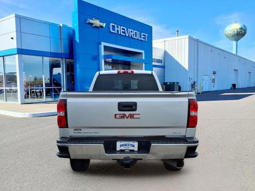 Quicksilver Metallic 2017 GMC Sierra 2500 SLE