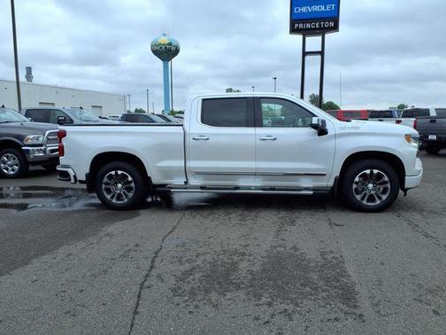 2022 Chevrolet Silverado 1500 High Country