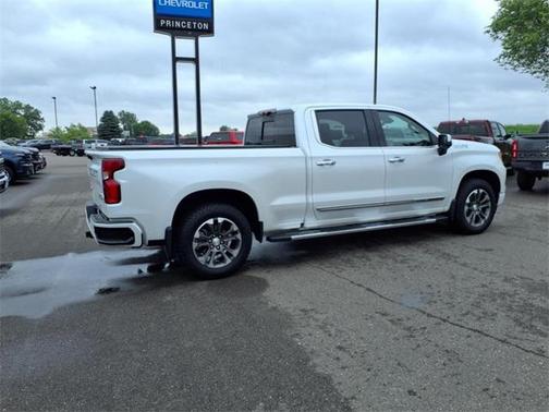 2022 Chevrolet Silverado 1500 High Country