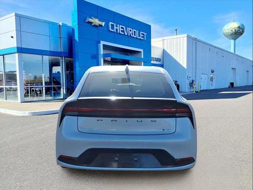 2023 Toyota Prius XLE