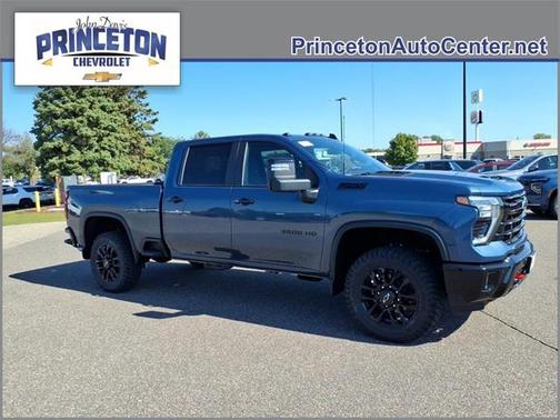 2026 Chevrolet Silverado 3500 LT