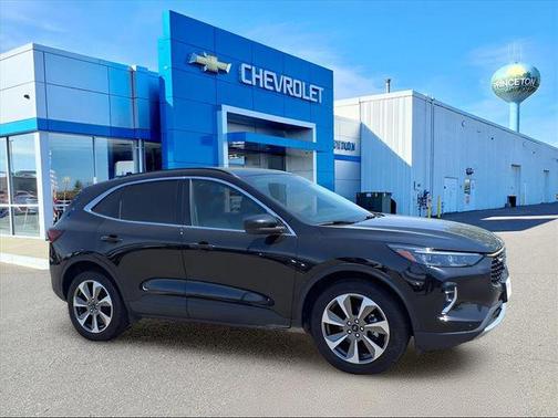 2023 Ford Escape Platinum