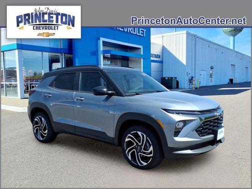 Sterling Gray Metallic 2026 Chevrolet Trailblazer RS