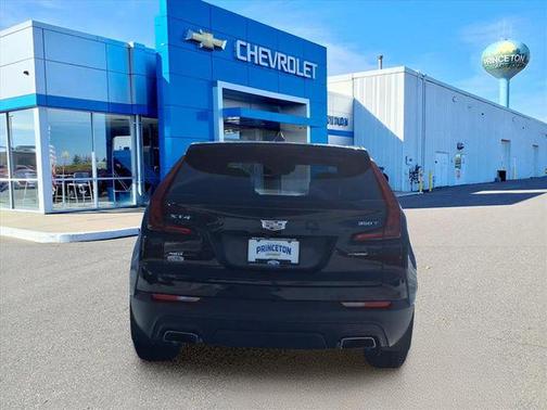 2023 Cadillac XT4 Luxury