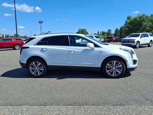 2024 Cadillac XT5 Premium Luxury