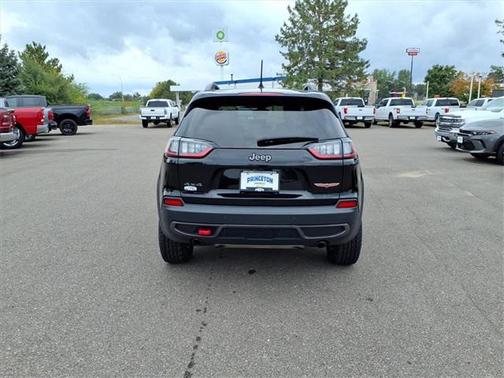 2020 Jeep Cherokee Trailhawk