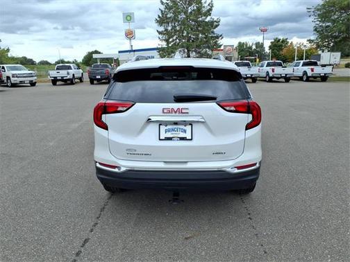 2021 GMC Terrain SLT