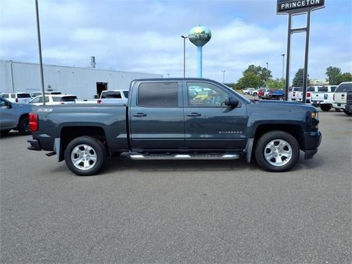 2017 Chevrolet Silverado 1500 2LT