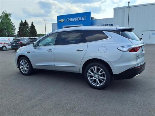 2022 Buick Enclave AWD Essence