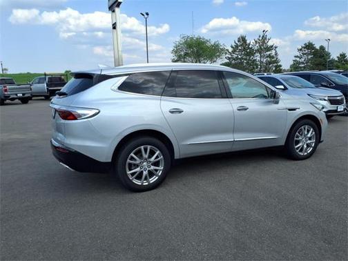 2022 Buick Enclave AWD Essence