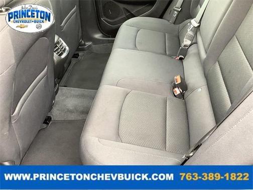 2022 Chevrolet Malibu FWD LT