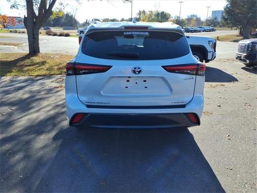2023 Toyota Highlander Hybrid Limited