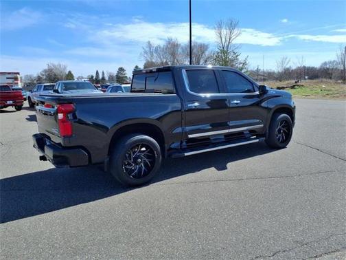 2022 Chevrolet Silverado 1500 High Country