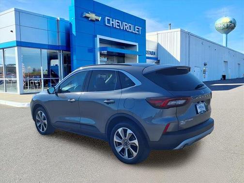 2023 Ford Escape Platinum