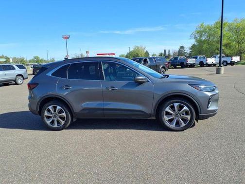 2023 Ford Escape Platinum