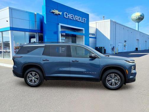 Lakeshore Blue Metallic 2026 Chevrolet Traverse LT