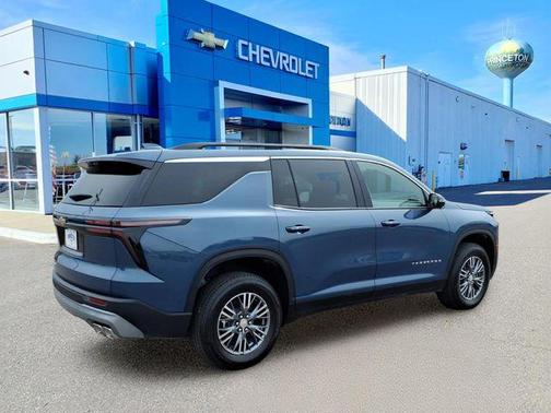 Lakeshore Blue Metallic 2026 Chevrolet Traverse LT