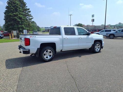 2017 Chevrolet Silverado 1500 2LT