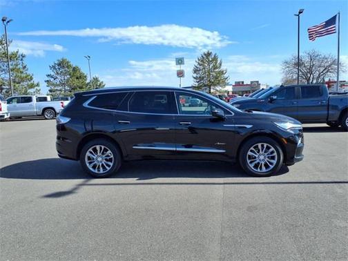 2022 Buick Enclave AWD Avenir