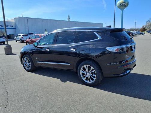 2022 Buick Enclave AWD Avenir