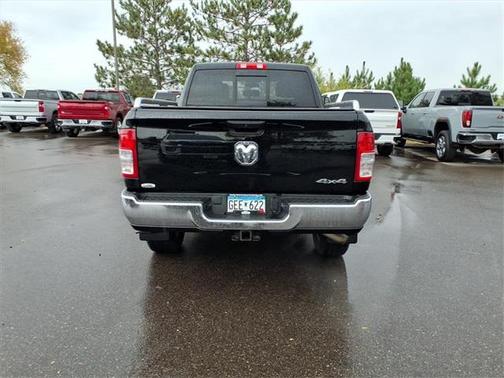 2021 RAM 2500 Tradesman Crew Cab 4x4 6'4' Box