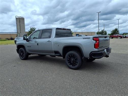 2025 Chevrolet Silverado 3500 LT