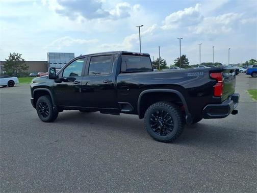2025 Chevrolet Silverado 3500 LT