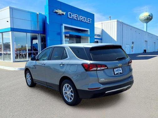 Sterling Gray Metallic 2023 Chevrolet Equinox 1LT