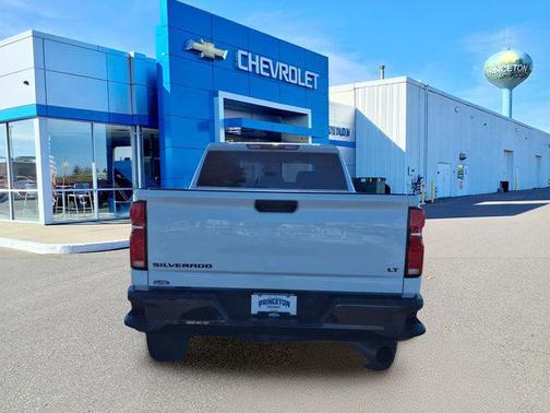 2025 Chevrolet Silverado 3500 LT