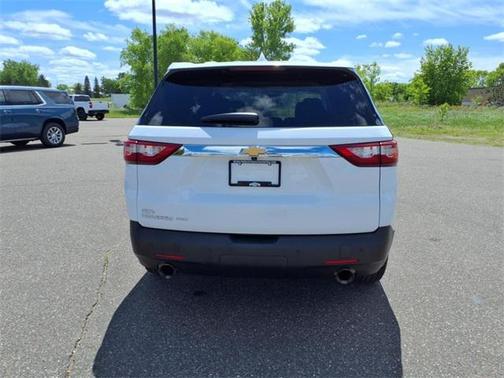 2021 Chevrolet Traverse LS