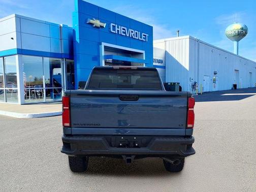 Lakeshore Blue Metallic 2026 Chevrolet Silverado 3500 LT