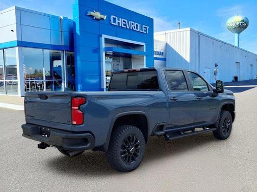 Lakeshore Blue Metallic 2026 Chevrolet Silverado 3500 LT