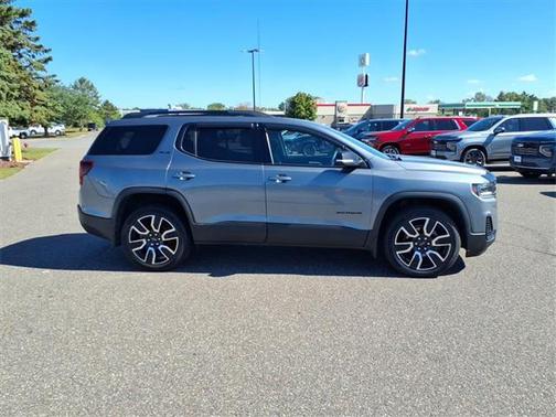 2022 GMC Acadia SLE