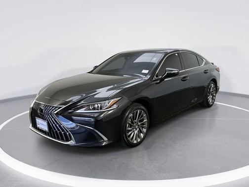 2024 Lexus ES 300h Luxury