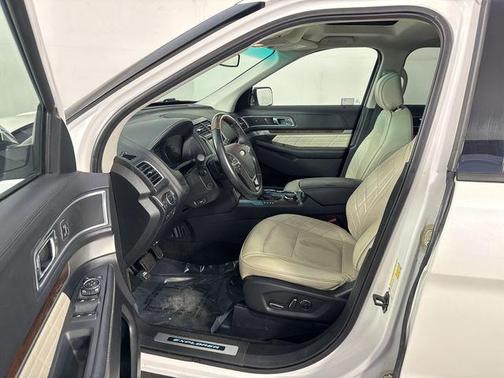 2016 Ford Explorer Platinum