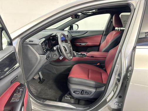 2025 Lexus NX 350h Premium
