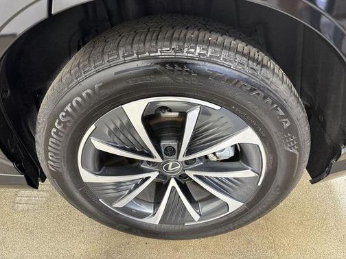 2024 Lexus RZ 300e Premium