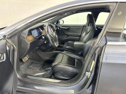 2018 Tesla Model S 75D