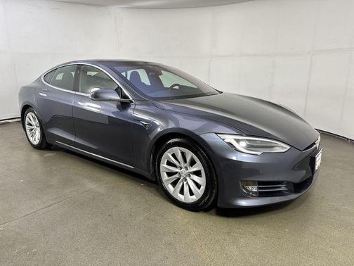 2018 Tesla Model S 75D