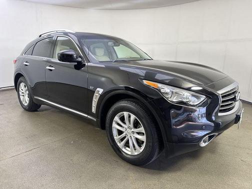 2014 INFINITI QX70 Base