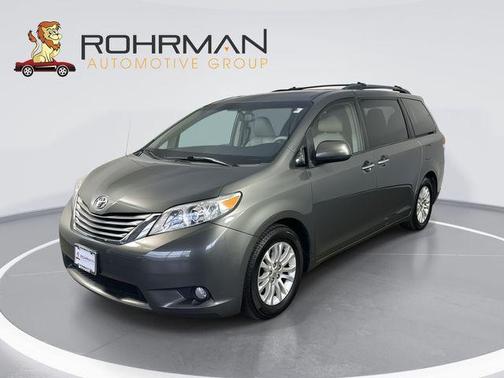 2013 Toyota Sienna XLE
