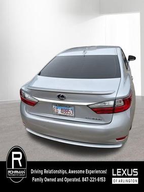 2016 Lexus ES 300h Base