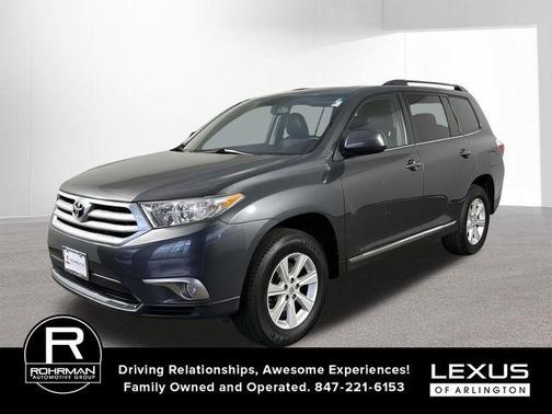 Magnetic Gray Metallic 2012 Toyota Highlander SE