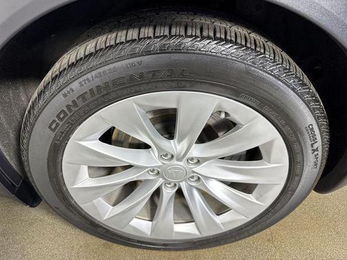 2020 Tesla Model X Long Range Dual Motor All-Wheel Drive
