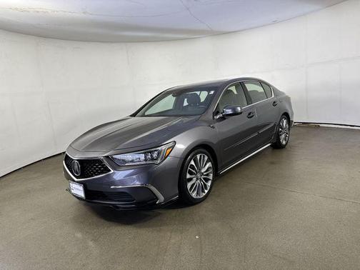 2018 Acura RLX Technology Package